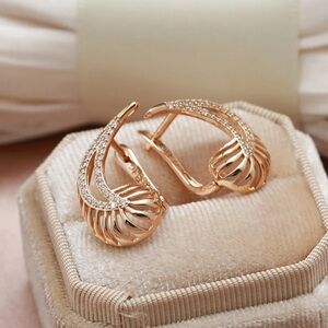 Rose Gold Plated Symmetrical *Water Drop* Zirconia Earrings